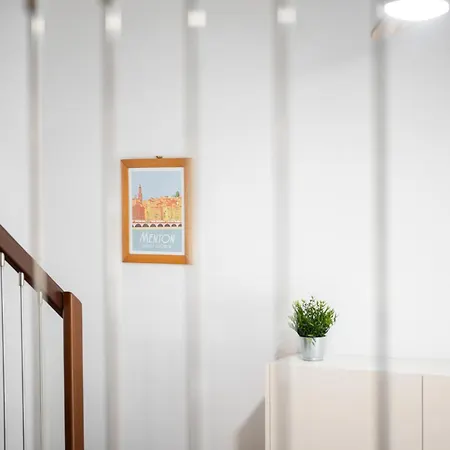 La Marne, Charming Duplex In The Heart Of Downtown Menton