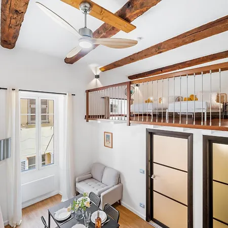 La Marne, Charming Duplex In The Heart Of Downtown Apartment *