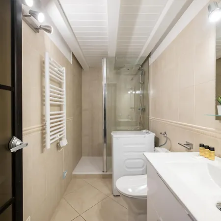 La Marne, Charming Duplex In The Heart Of Downtown * Menton