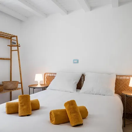 La Marne, Charming Duplex In The Heart Of Downtown Apartment Menton