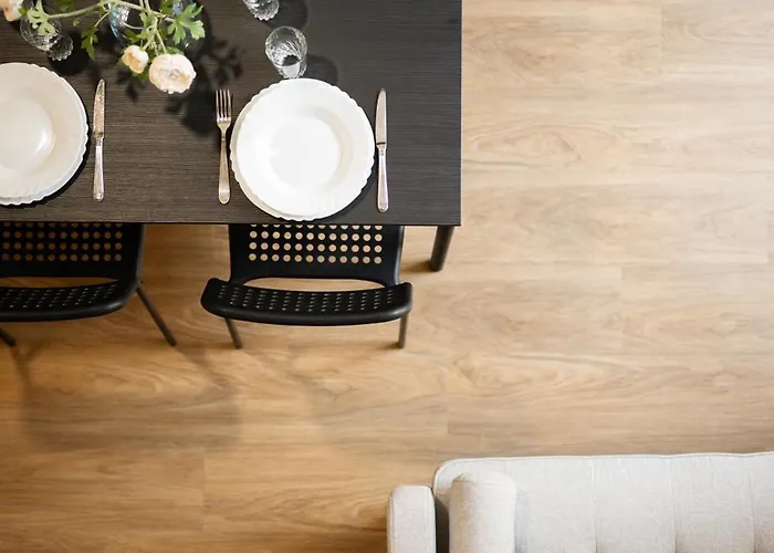 La Marne, Charming Duplex In The Heart Of Downtown