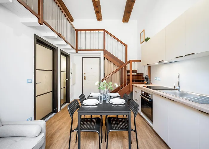 La Marne, Charming Duplex In The Heart Of Downtown * مينتون